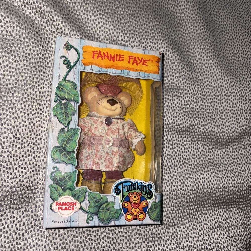 Fannie Fanny Faye Furskins in Box 5" Vintage 1986 by Appalachian Artworks Panosh